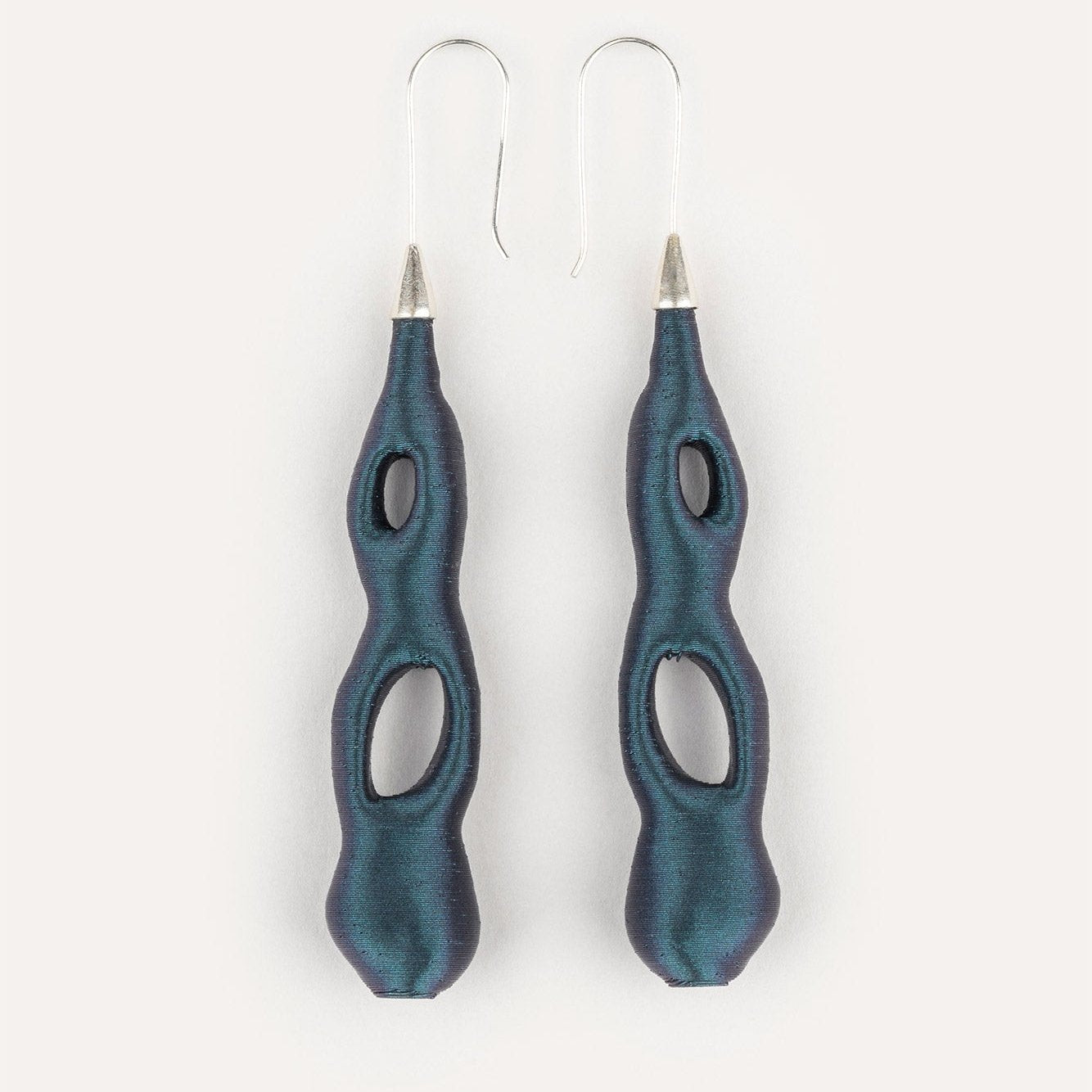 Coloso irisade blue earrings