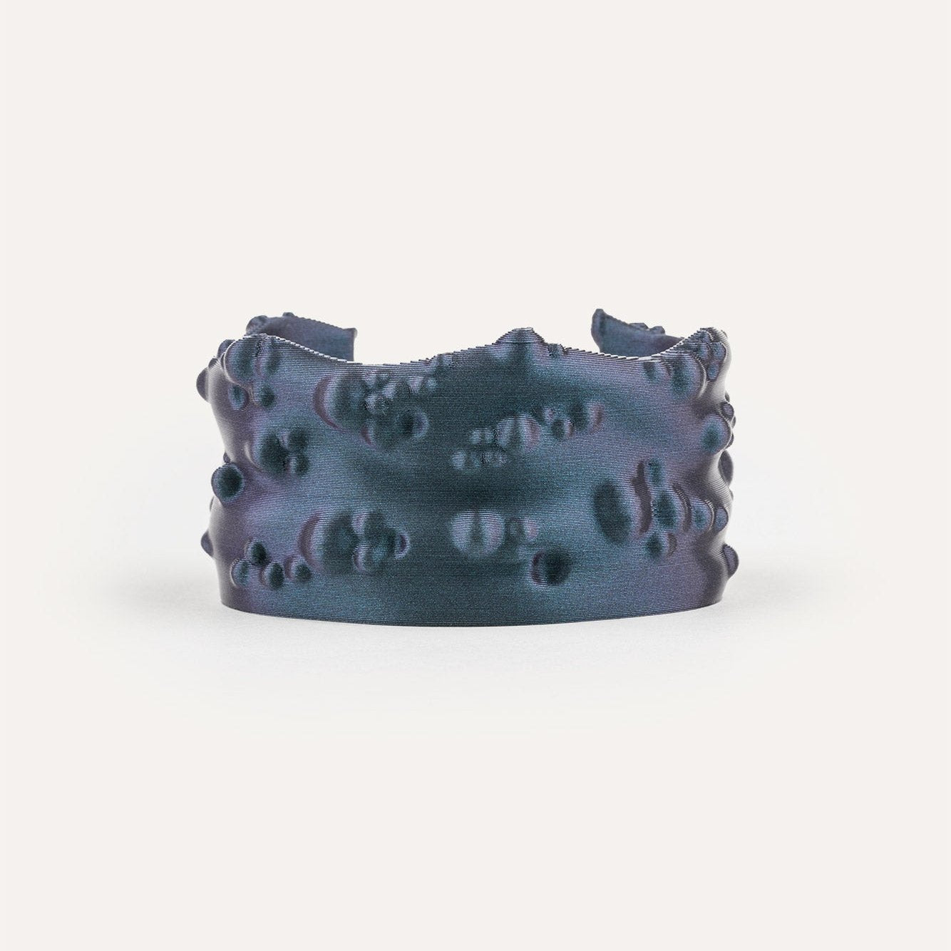 DARK_BLUE_ORGANIC_IRISADE_VEGAN_BRACELET_3D_FRONT